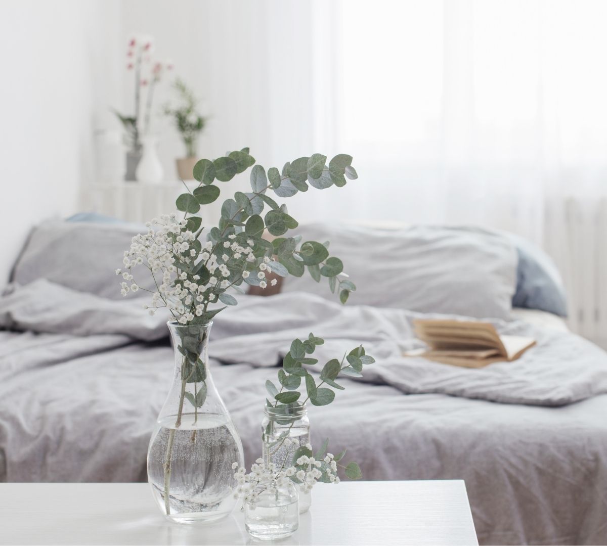 Linen or Eucalyptus: Which is Best for Bedtime? - Touché